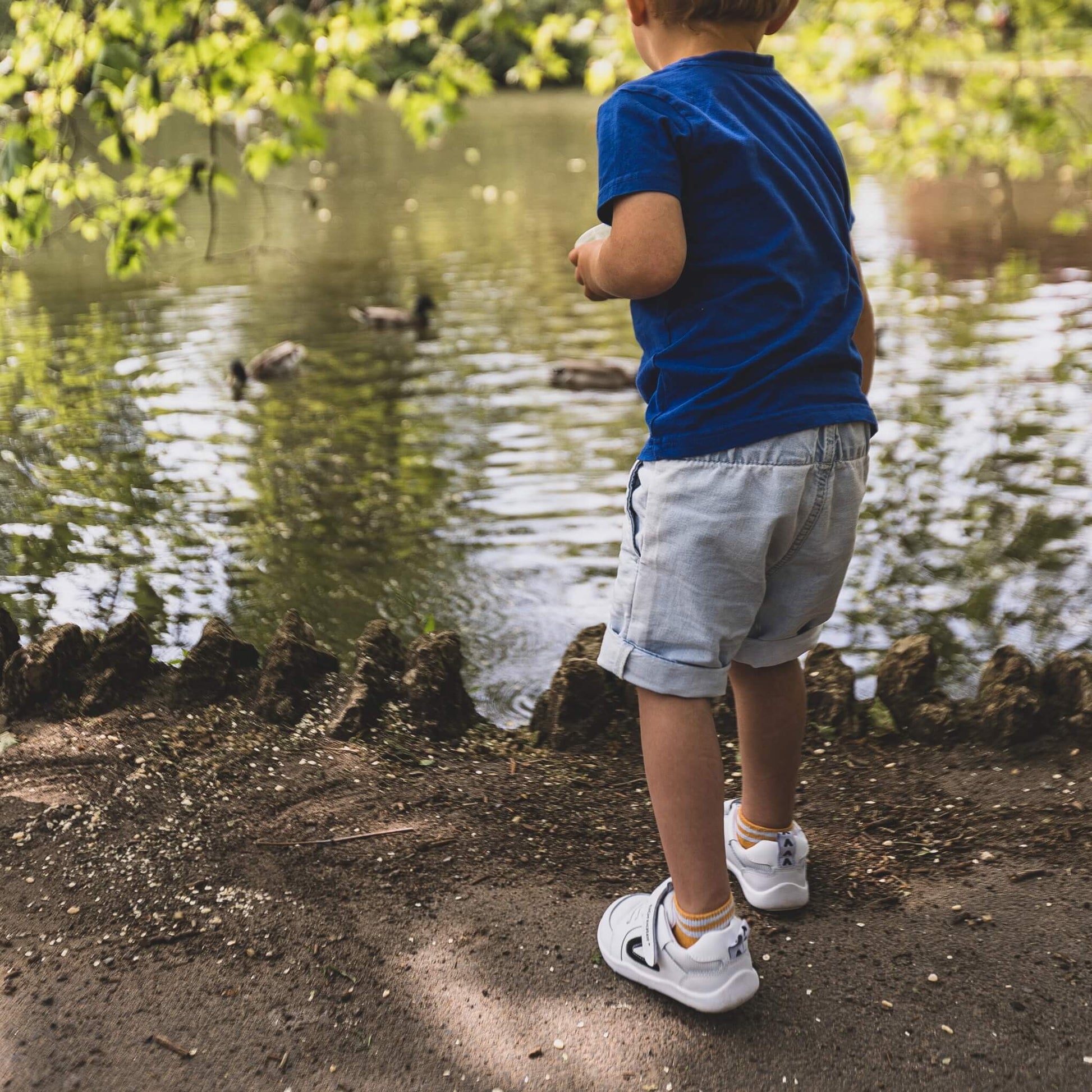 Levison White Black Trainer | Kids Barefoot Shoes | Lake