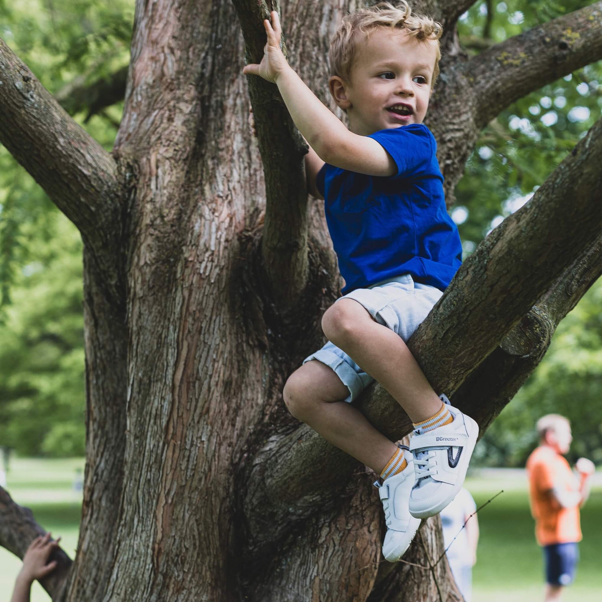 Levison White Black Trainer | Kids Barefoot Shoes | Tree