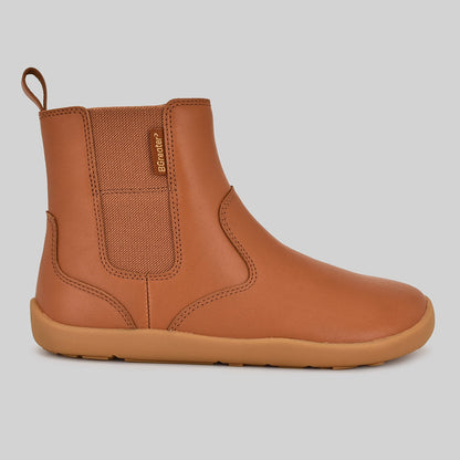 Girls Chelsea Boot in Tan - Outside