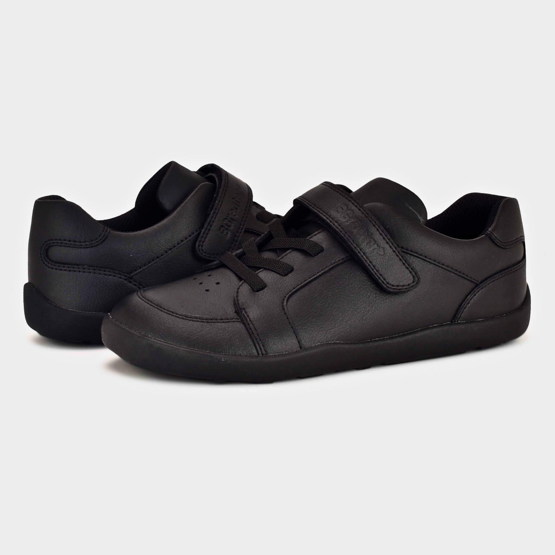 Henson School Shoe Black Pair