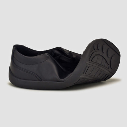 The Edgley Black Barefoot Trainers Twisted